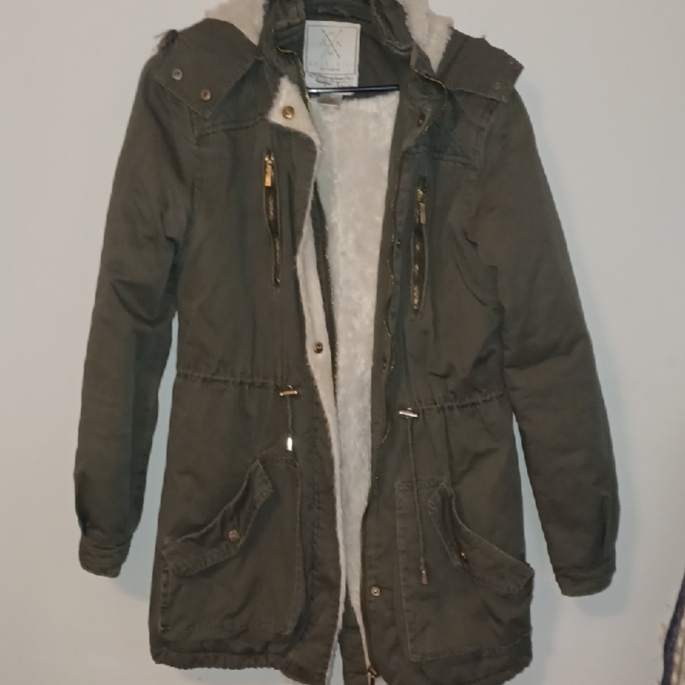 Angel Kiss Los Angeles Olive Green Faux Fur Lined Jacket With Hoodie. Size Large
